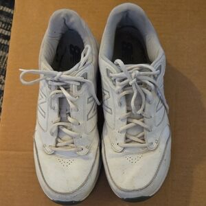 New Balance Men's Off-White Athletic Shoes